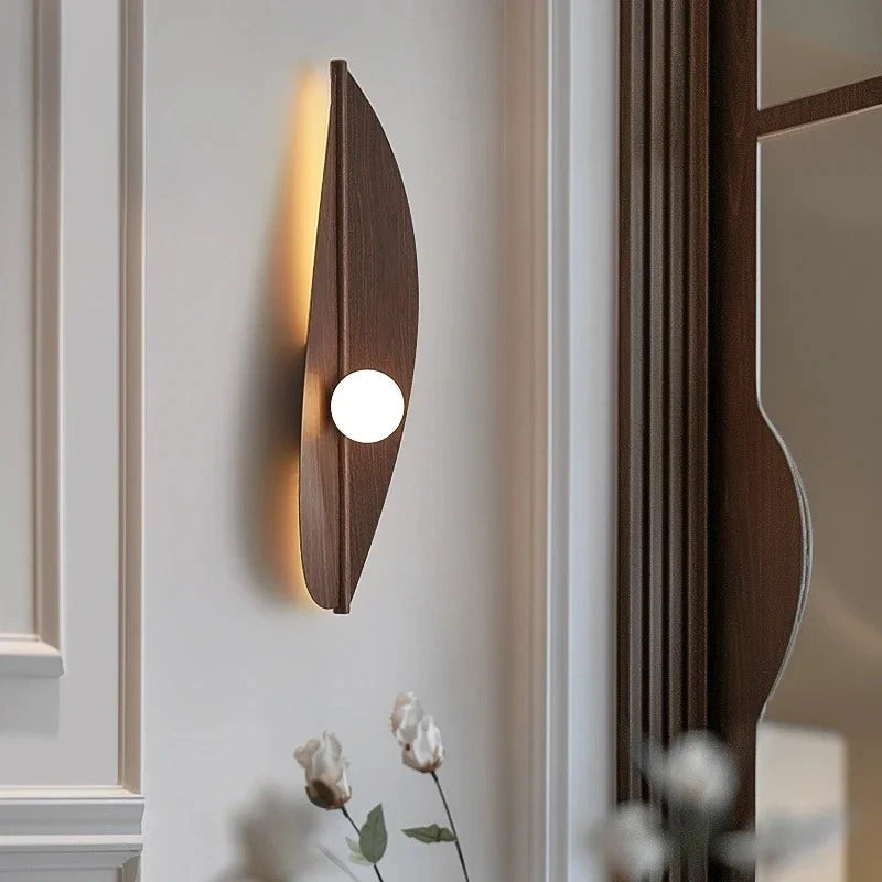 Eden Wall Leaf Lamp