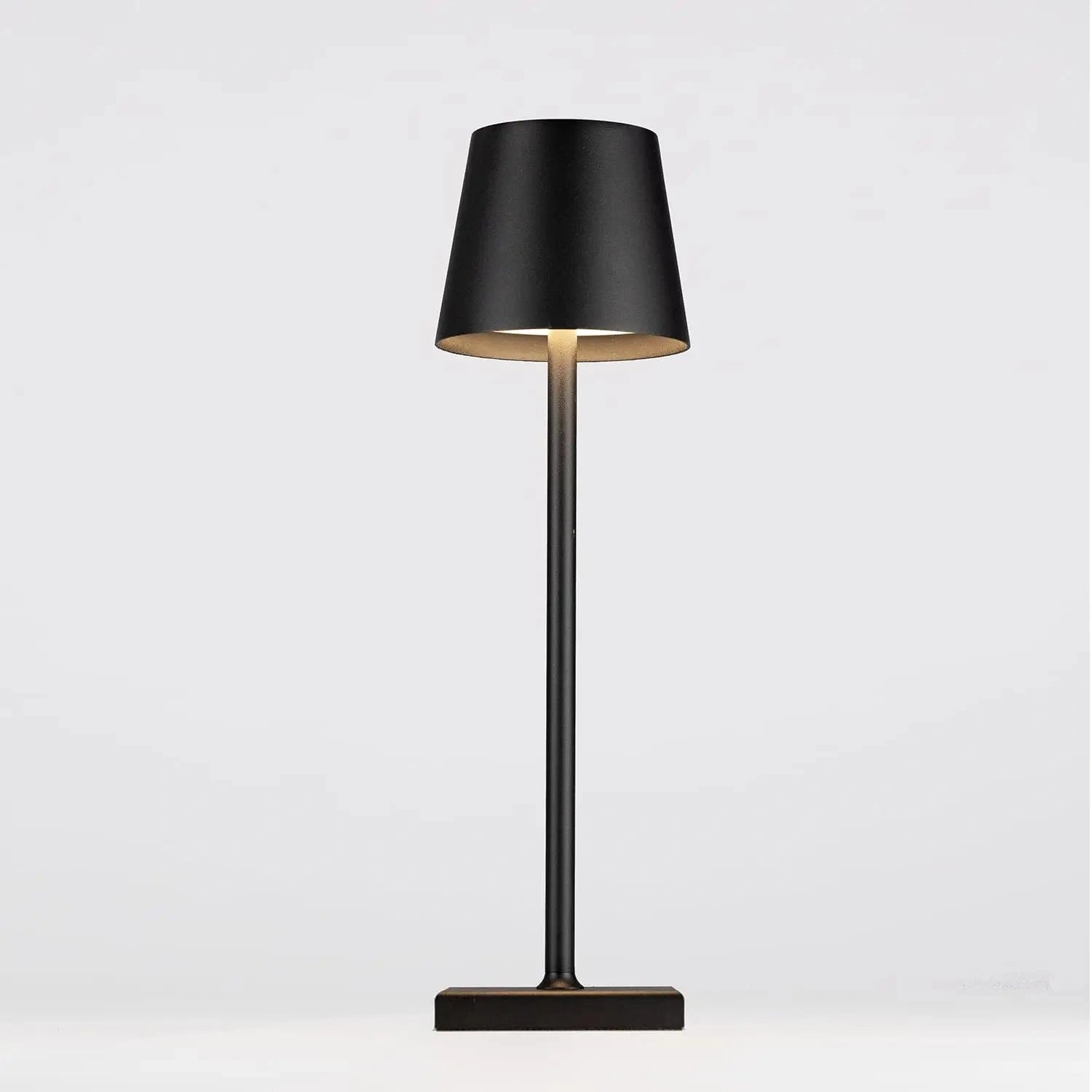 Zynella Dimmable Elegant Table Lamp