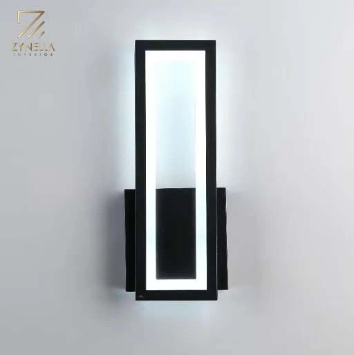 Elara  Wall Lamp