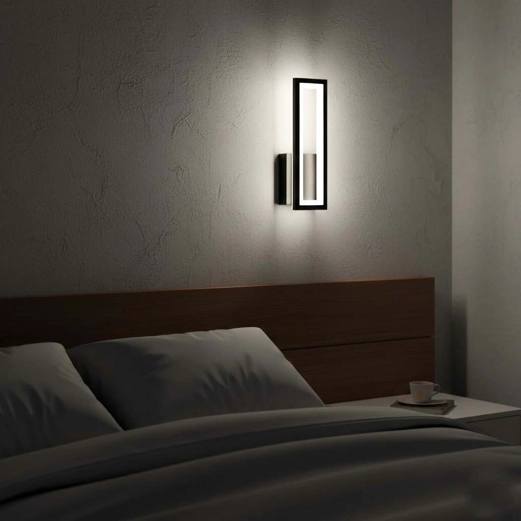 Elara Warm Wood Wall Lamp