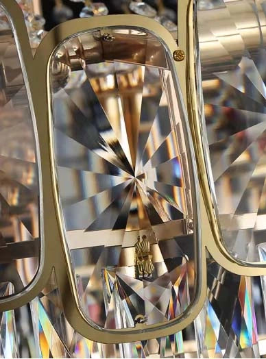 Mirova Modern Crystal Chandelier