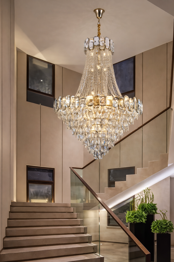 Mirova Modern Crystal Chandelier