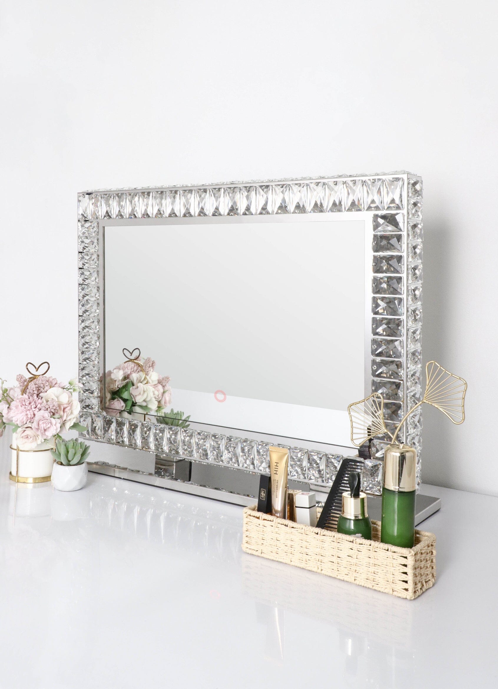 Zynella Vanity Elegant Mirror