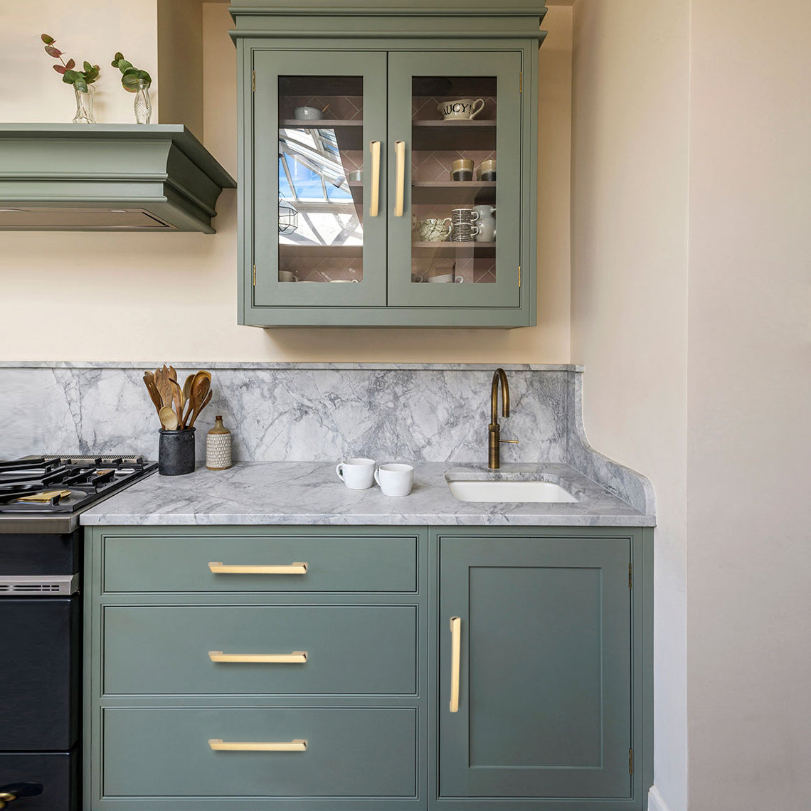 Zynella Shine Cabinet Pull Chic