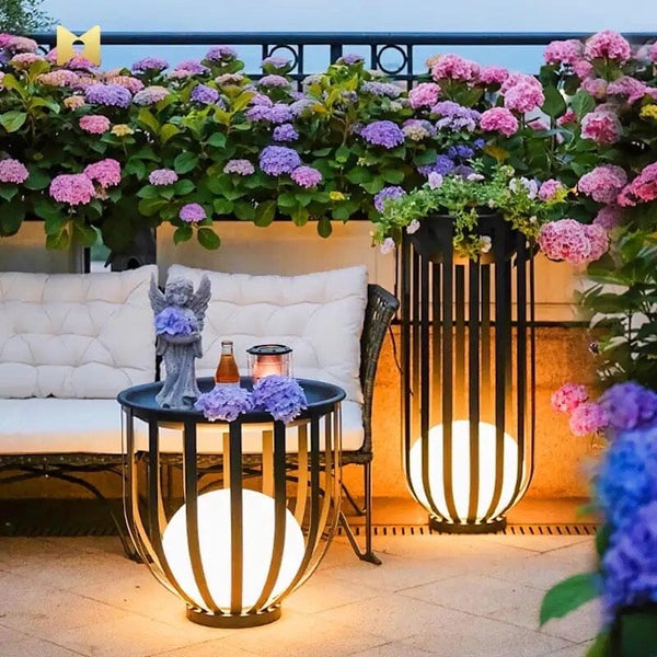 Zynella Flower Pot Table Lamp