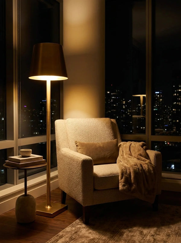 Zynella Dimmable Elegant Table Lamp