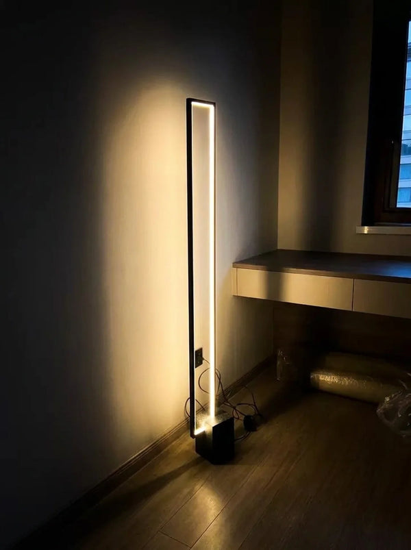 Mulan Floor Glass Lamp