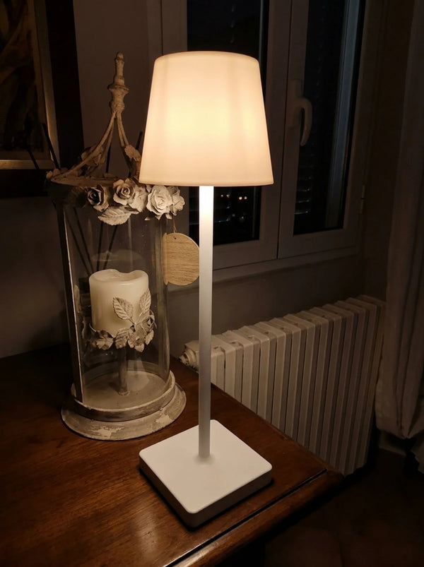 Zynella Dimmable Elegant Table Lamp