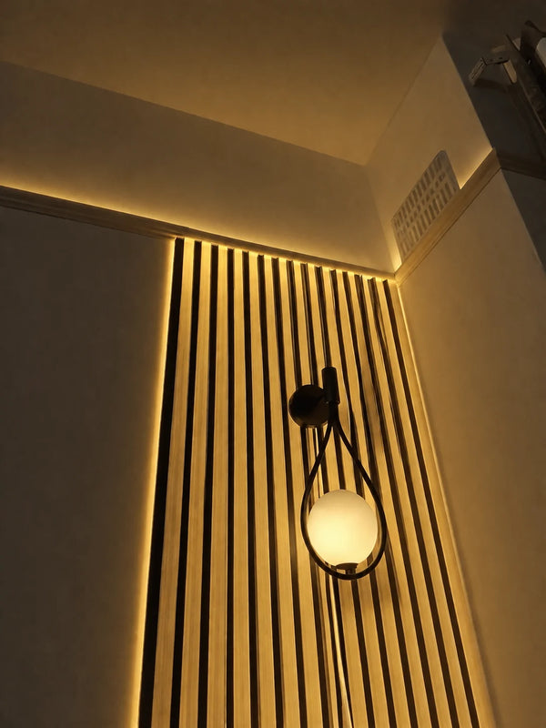 Golden Droplet Modern Lamp