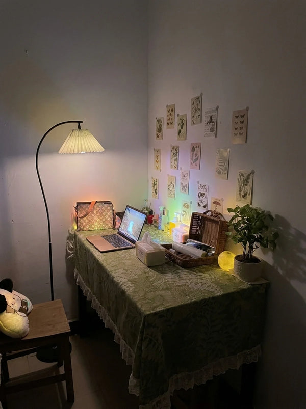 Zynella Bend Floor Lamp
