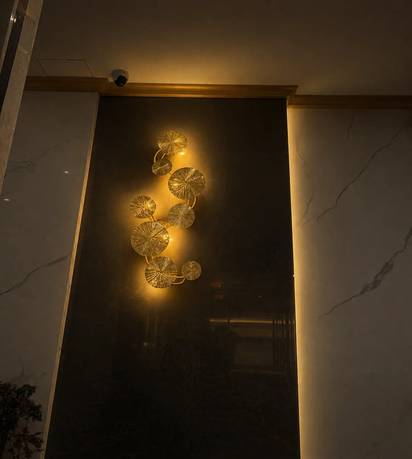 Zynella Leaf Modern Wall Lamp
