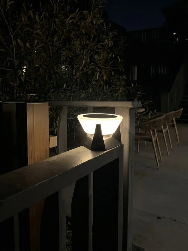 Zynella Solace: Solar-Powered Lamp