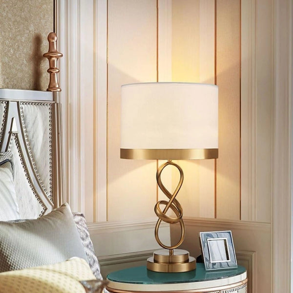 Table lamp interior lighting for bedroom