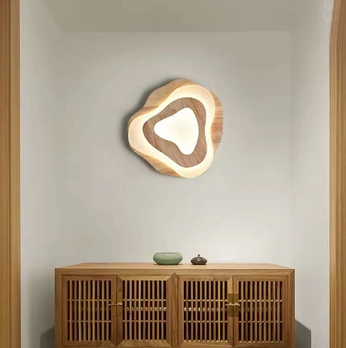 Wooden ceiling lamp with rattan design