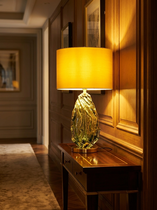 Ofula Glass Lamp