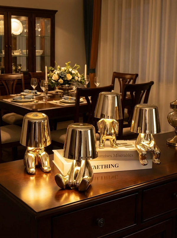 Zynella Oscar: Italian-Style Golden "Little Man" Portable Desk Lamp